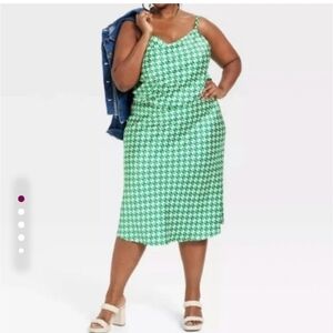 AVA & VIV Green White Geometric Design Feminine Casual Midi Dress Size 1X